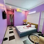 Mb House