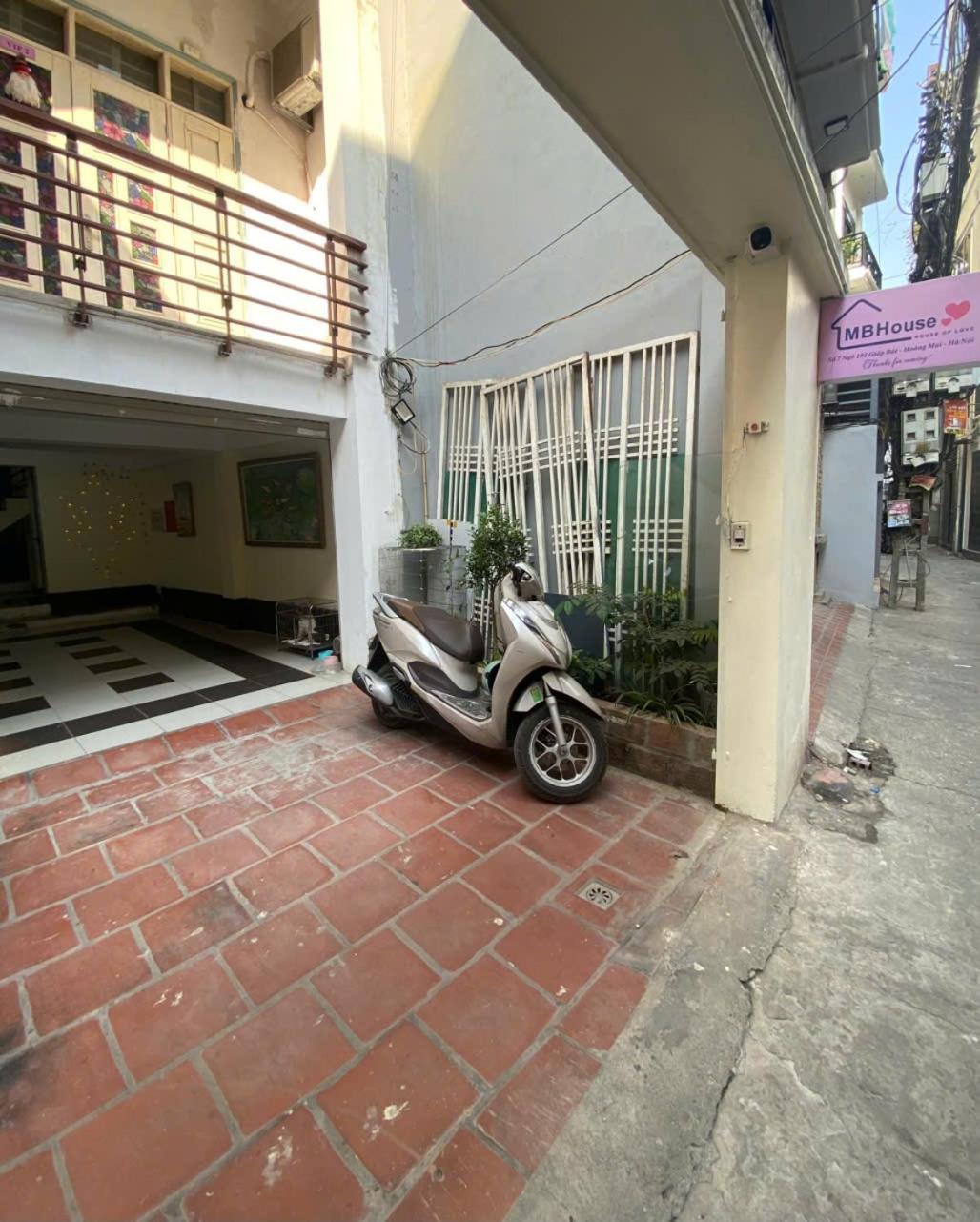 Mb House Guest house *